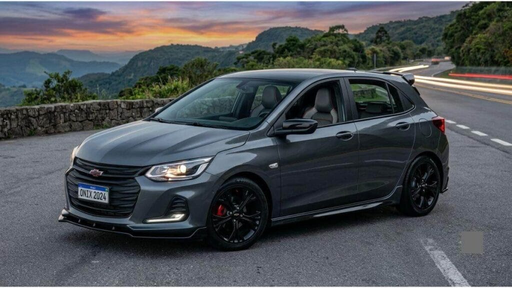 Comparativo de Valor: Chevrolet Ônix Original vs. Personalizado ao Longo do Tempo Gráfico comparativo de depreciação de valor entre o Chevrolet Ônix original e personalizado ao longo do tempo. O modelo original mantém um valor de revenda mais alto do que o personalizado.